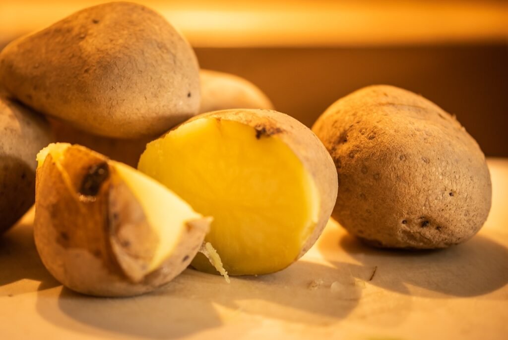 jacket potatoes, cut, cooked, shell, yellow, vegetarian, vegan, kitchen, cook, food, meal, healthy, enjoy the meal